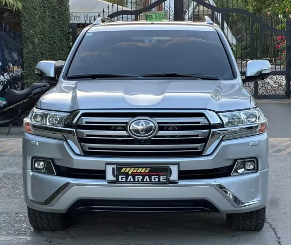 Used 5
                    TOYOTA
                     for Sale Image