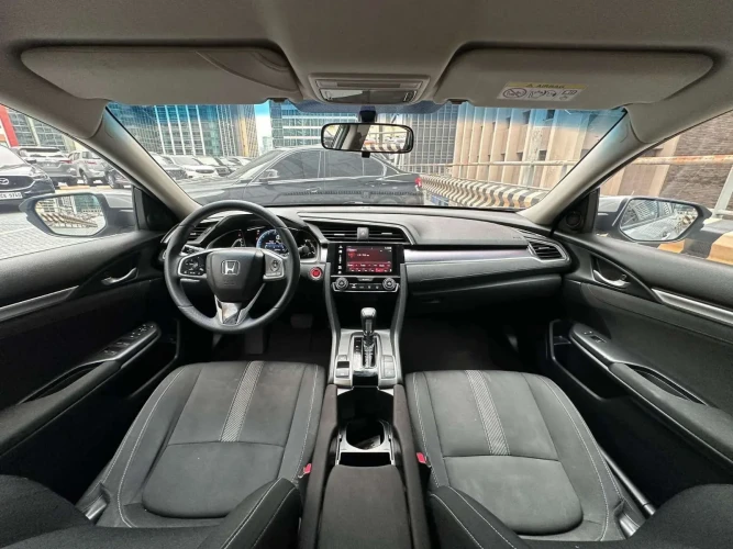 Used 5
                    HONDA
                     for Sale Image