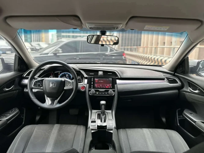 Used 5
                    HONDA
                     for Sale Image