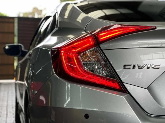 Used 5
                    HONDA
                     for Sale Image