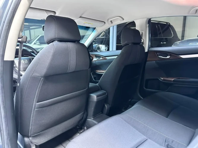 Used 5
                    HONDA
                     for Sale Image