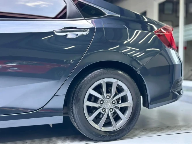 Used 5
                    HONDA
                     for Sale Image