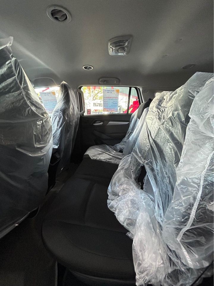 Used 1
                    ISUZU
                     for Sale Image