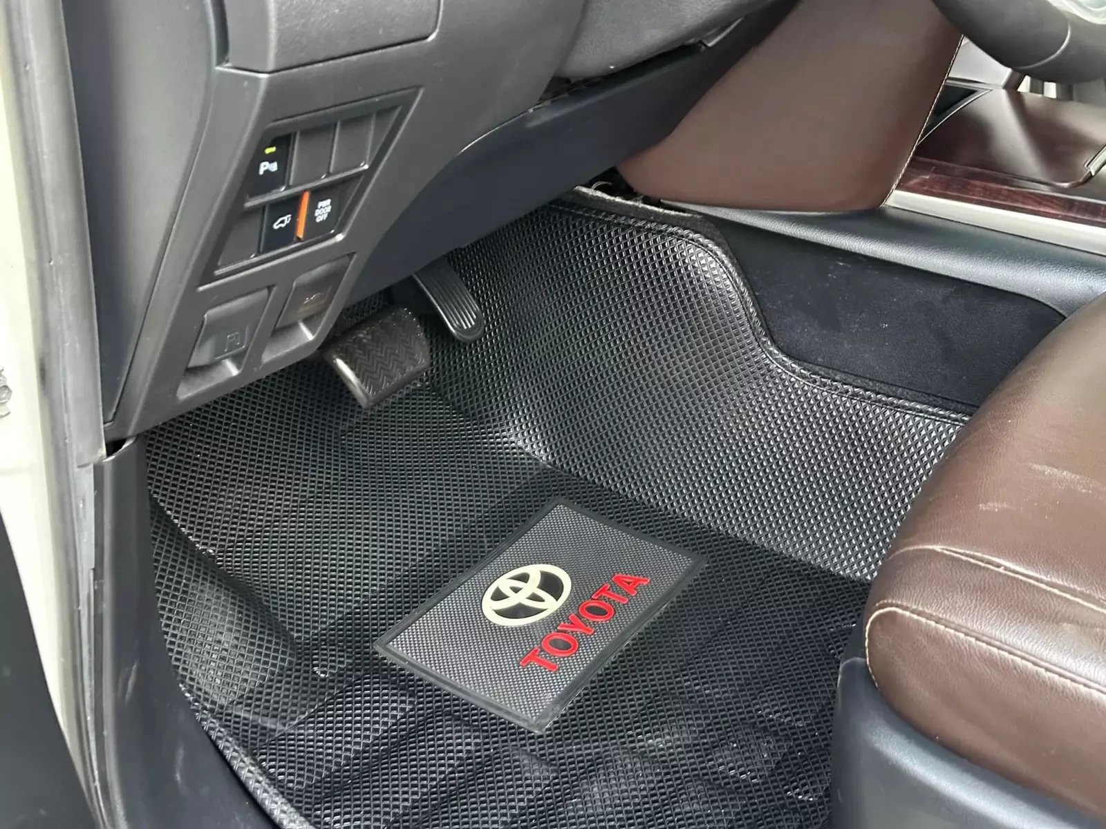 Used 1
                    TOYOTA
                     for Sale Image