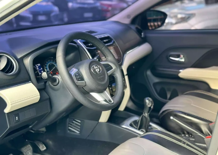 Used 1
                    TOYOTA
                     for Sale Image