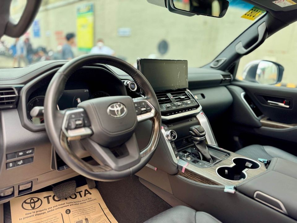 Used 1
                    TOYOTA
                     for Sale Image