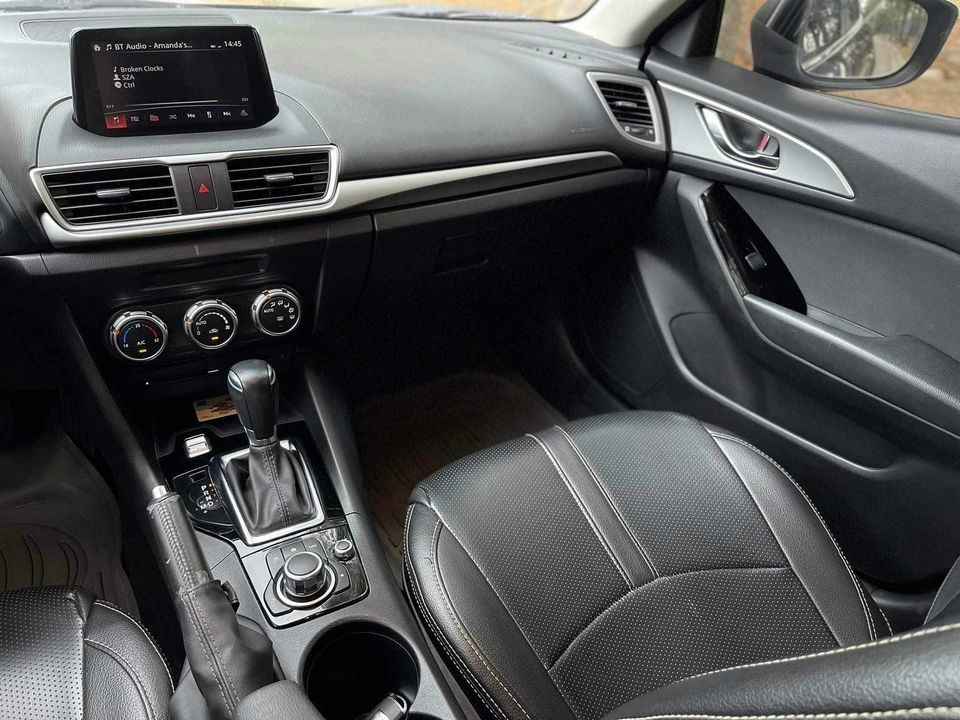 Used 1
                    MAZDA
                     for Sale Image