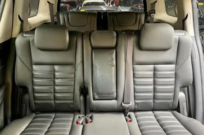 Used 1
                    ISUZU
                     for Sale Image