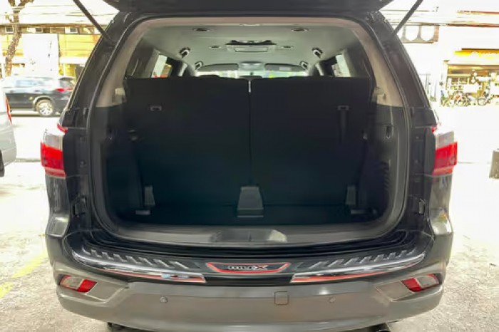 Used 1
                    ISUZU
                     for Sale Image