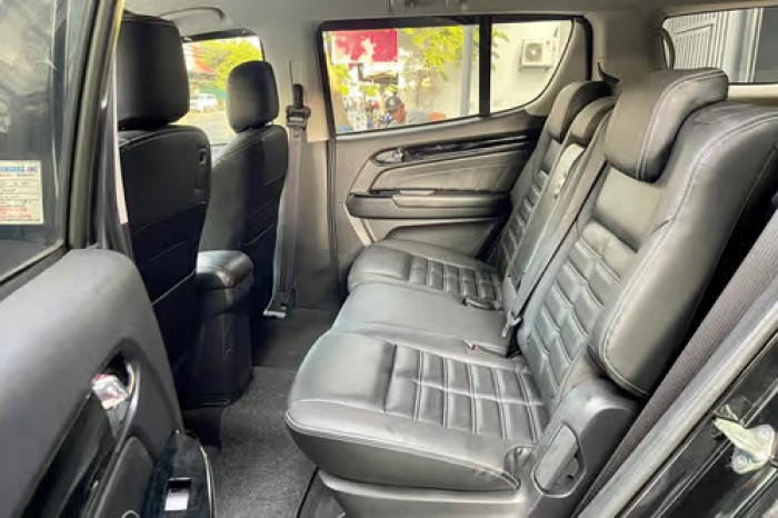 Used 1
                    ISUZU
                     for Sale Image