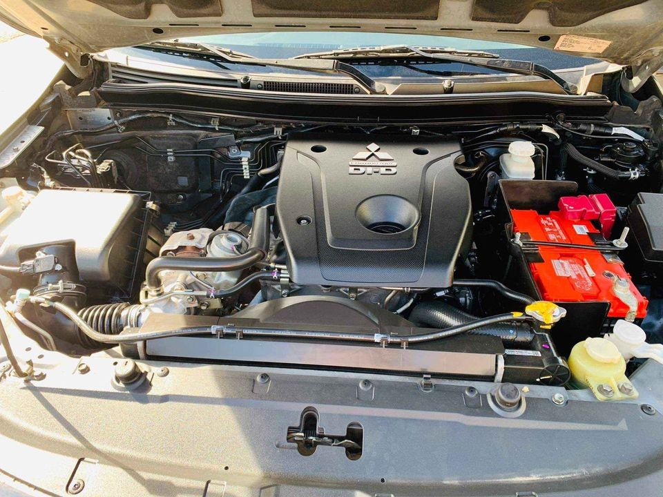 Used 1
                    MITSUBISHI
                     for Sale Image