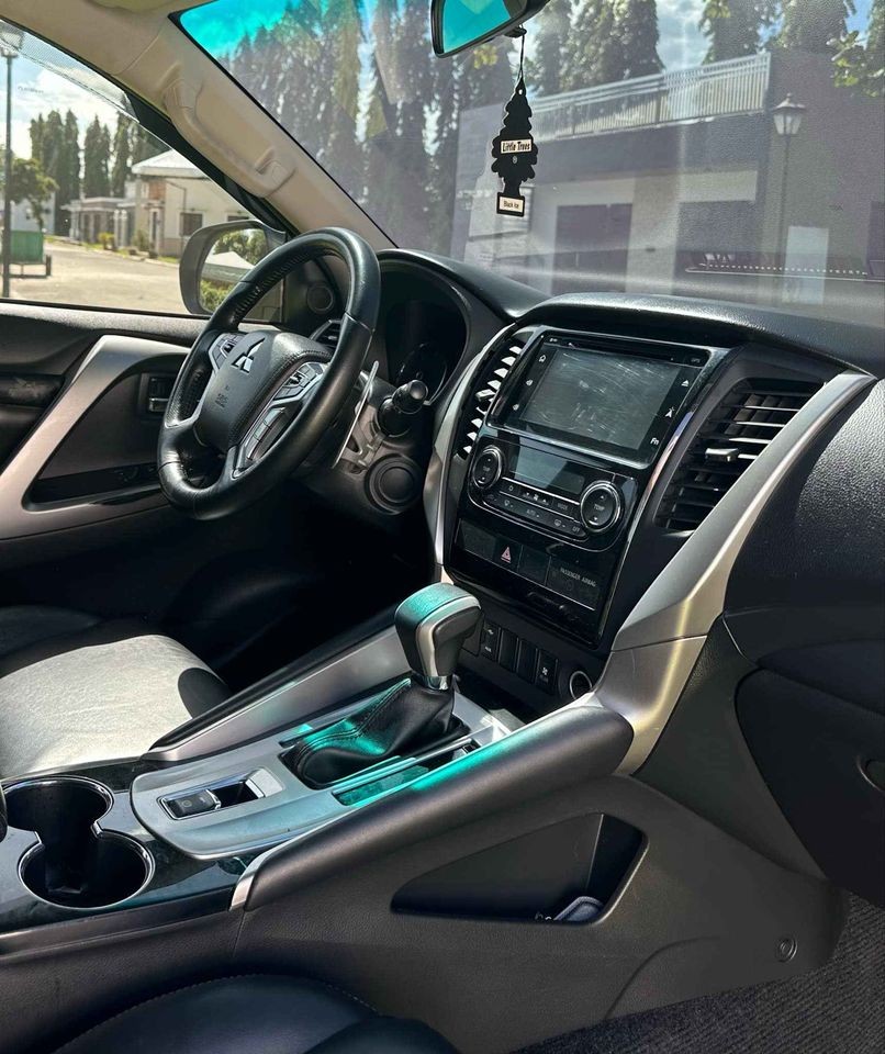 Used 1
                    MITSUBISHI
                     for Sale Image