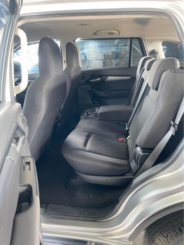 Used 
                    ISUZU
                     for Sale Image