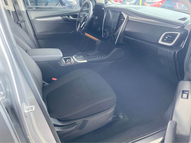 Used 
                    ISUZU
                     for Sale Image