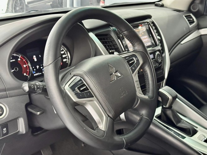 Used 1
                    MITSUBISHI
                     for Sale Image