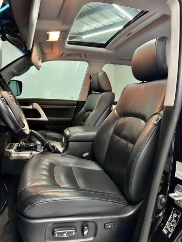 Used 1
                    TOYOTA
                     for Sale Image