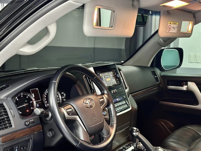 Used 1
                    TOYOTA
                     for Sale Image