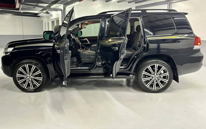 Used 1
                    TOYOTA
                     for Sale Image