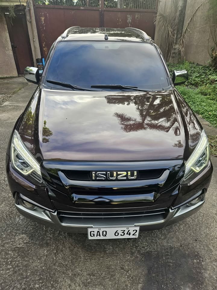 Used 1
                    ISUZU
                     for Sale Image