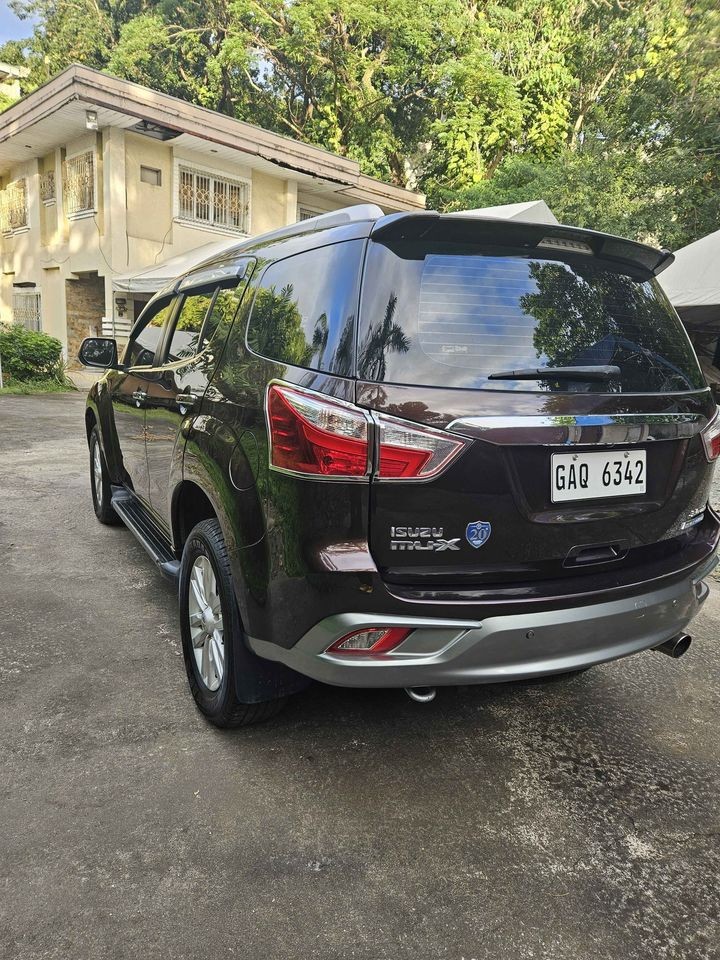 Used 1
                    ISUZU
                     for Sale Image