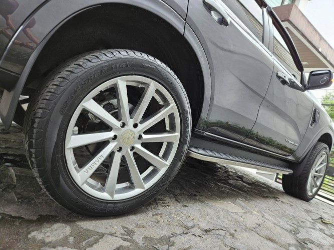 Used 
                    FORD
                     for Sale Image