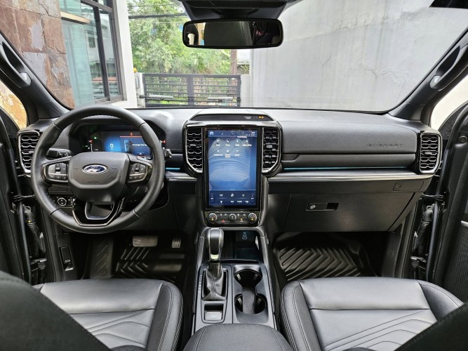 Used 
                    FORD
                     for Sale Image