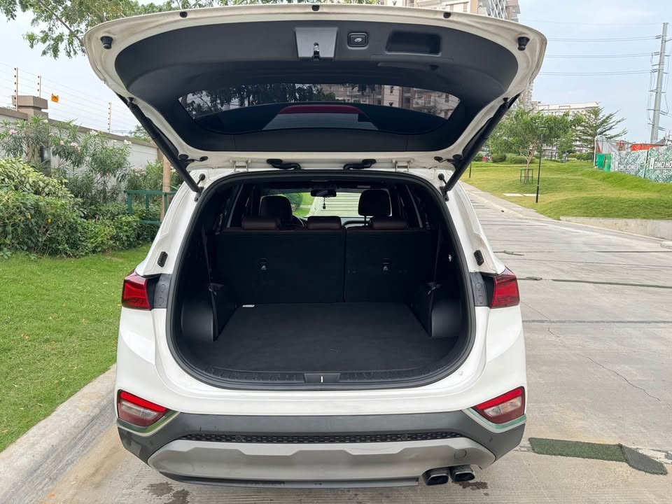 Used 1
                    HYUNDAI
                     for Sale Image