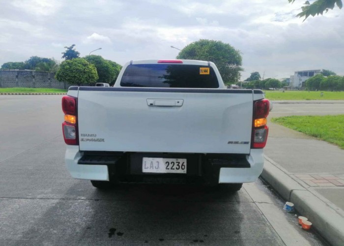 Used 1
                    ISUZU
                     for Sale Image