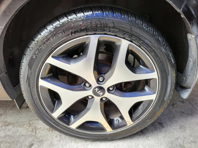 Used 
                    KIA
                     for Sale Image