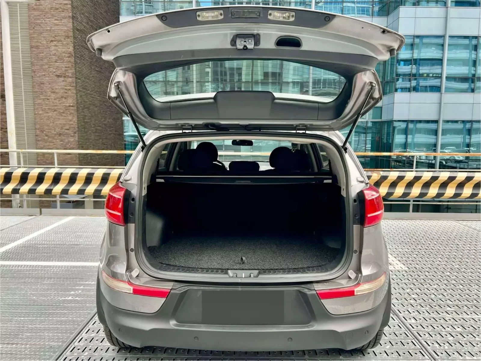 Used 1
                    KIA
                     for Sale Image