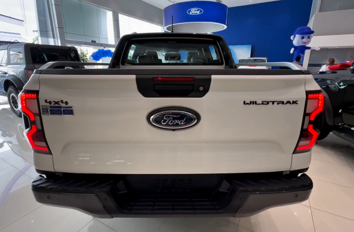 Used 6
                    FORD
                     for Sale Image