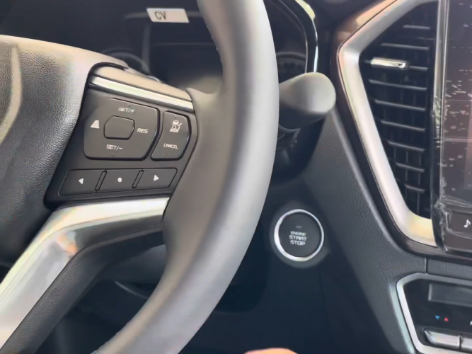 Used 1
                    ISUZU
                     for Sale Image