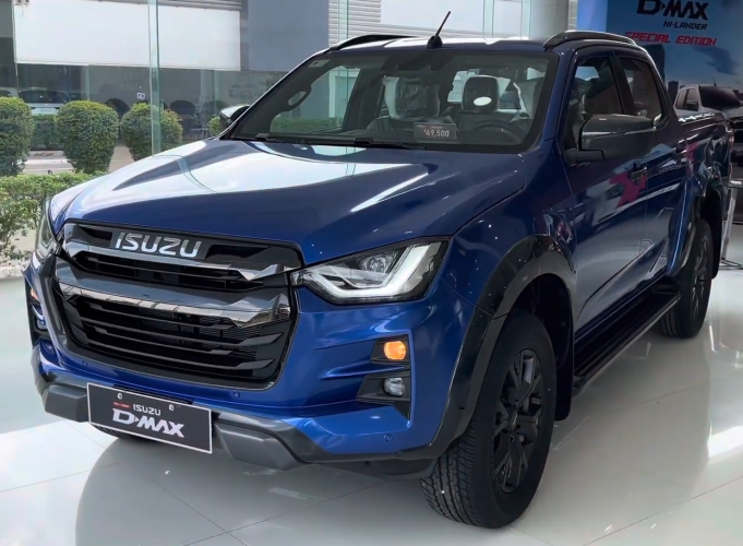 Used 1
                    ISUZU
                     for Sale Image