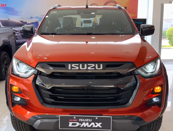 Used 2
                    ISUZU
                     for Sale Image