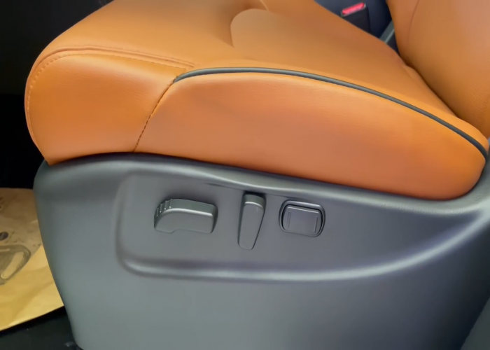 Used 1
                    NISSAN
                     for Sale Image