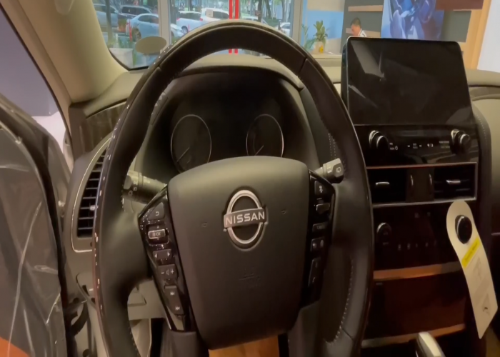 Used 1
                    NISSAN
                     for Sale Image