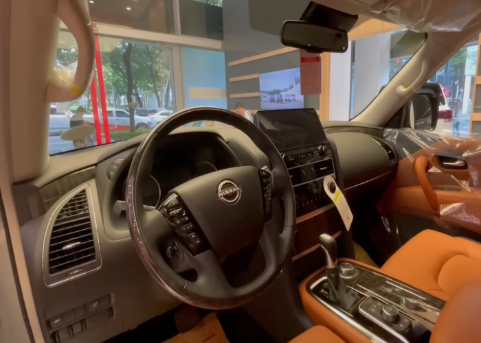 Used 1
                    NISSAN
                     for Sale Image