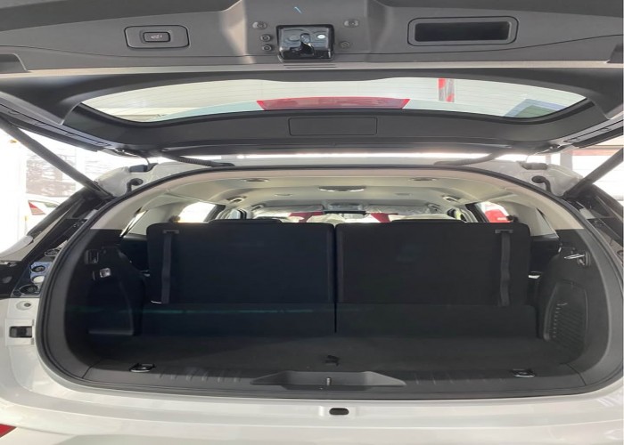 Used 2
                    ISUZU
                     for Sale Image