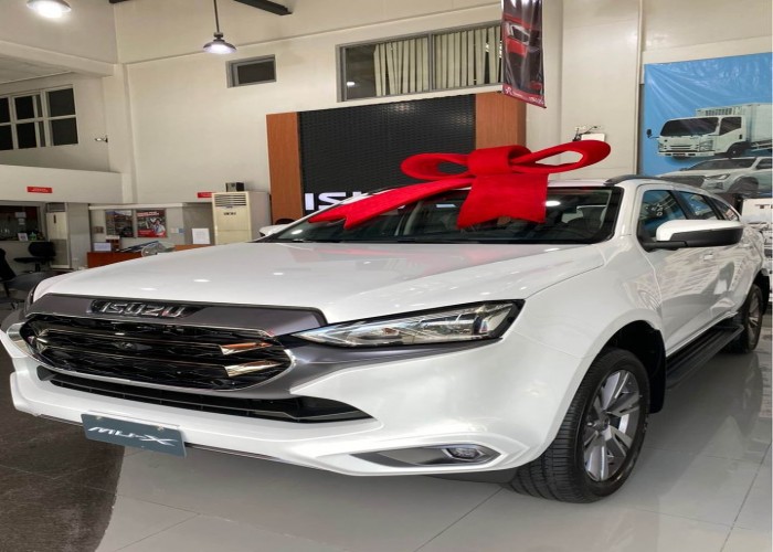 Used 2
                    ISUZU
                     for Sale Image