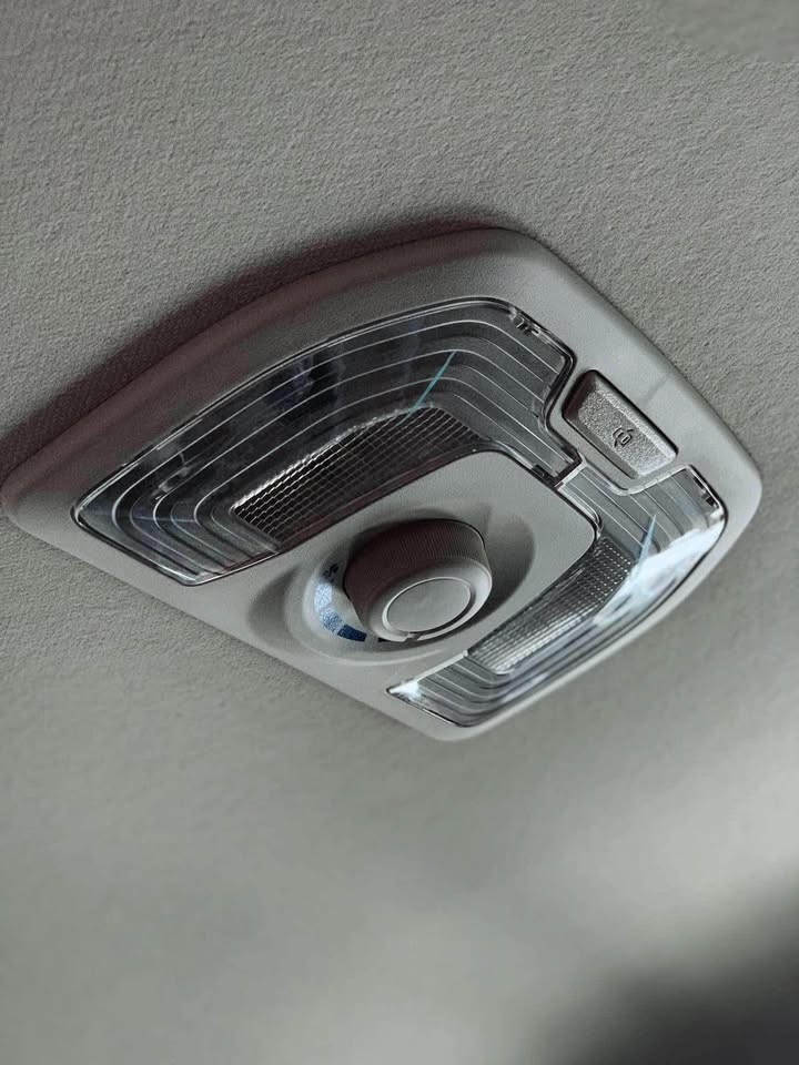 Used 1
                    ISUZU
                     for Sale Image