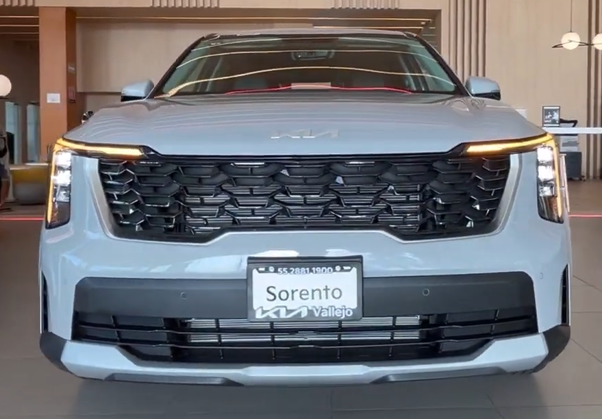 Used 1
                    KIA
                     for Sale Image