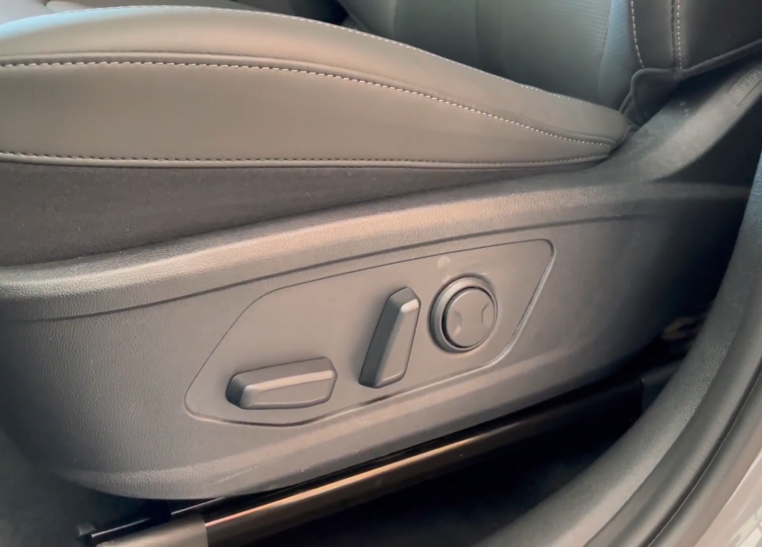 Used 1
                    KIA
                     for Sale Image