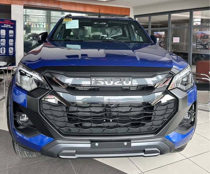 Used 1
                    ISUZU
                     for Sale Image