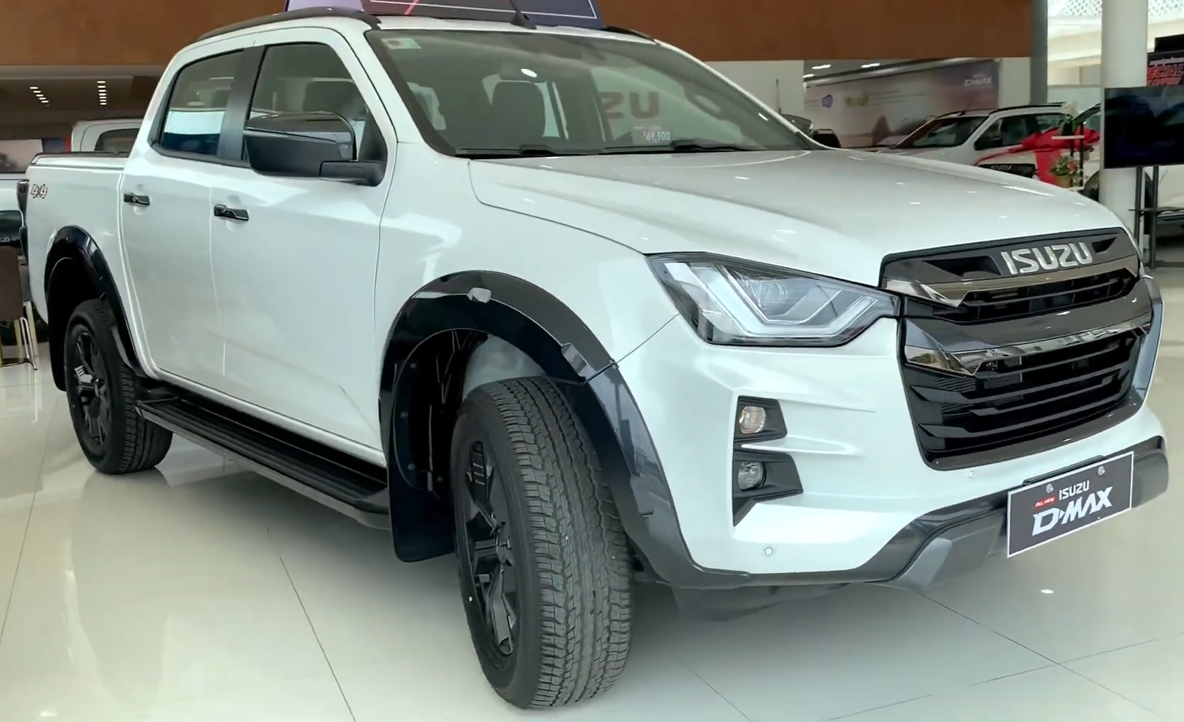 Used 1
                    ISUZU
                     for Sale Image