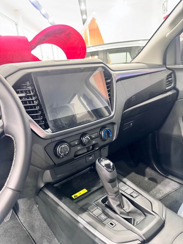 Used 1
                    ISUZU
                     for Sale Image