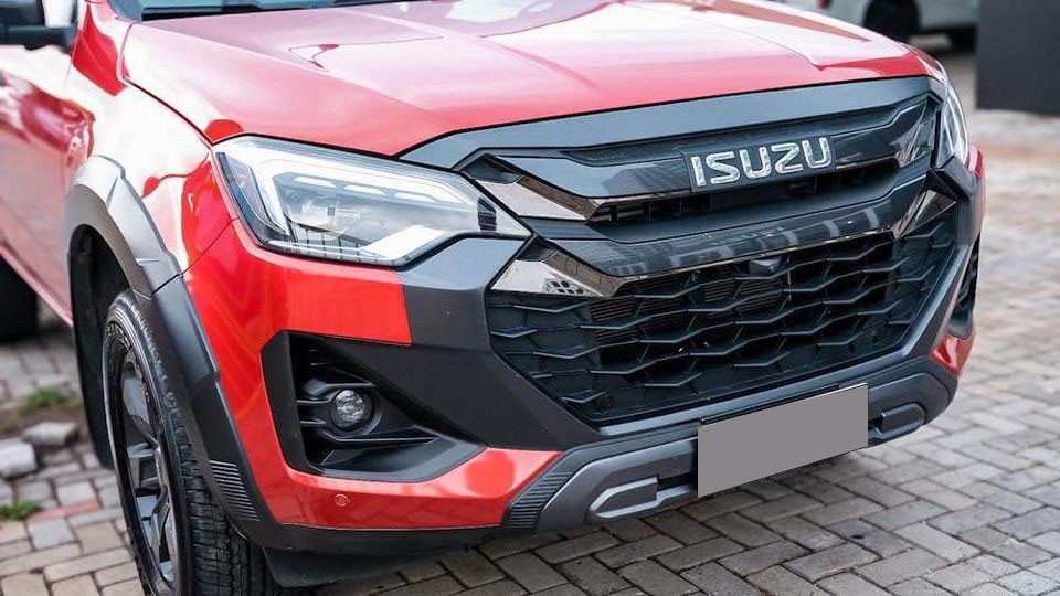 Used 1
                    ISUZU
                     for Sale Image