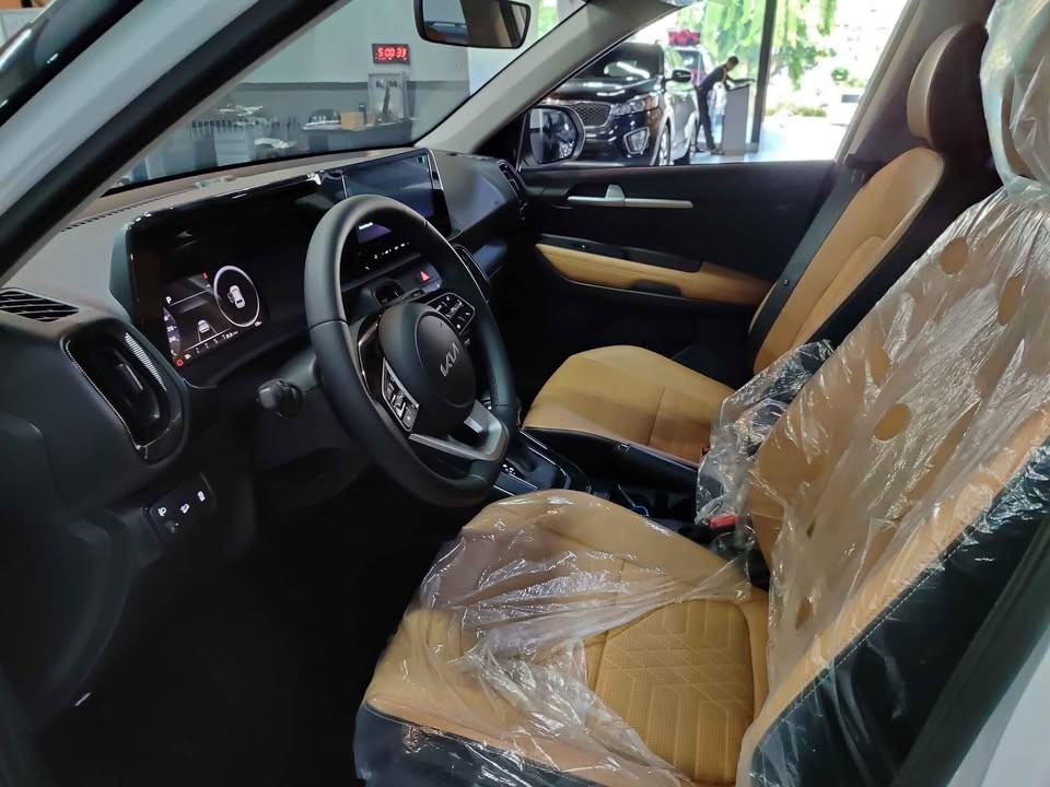 Used 1
                    KIA
                     for Sale Image