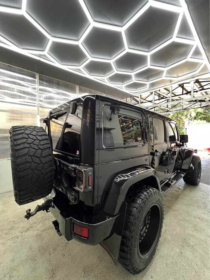 Used 1
                    JEEP
                     for Sale Image