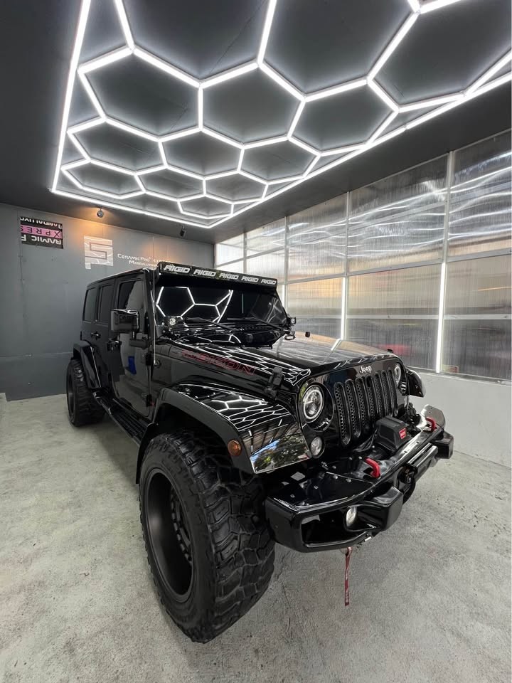 Used 1
                    JEEP
                     for Sale Image