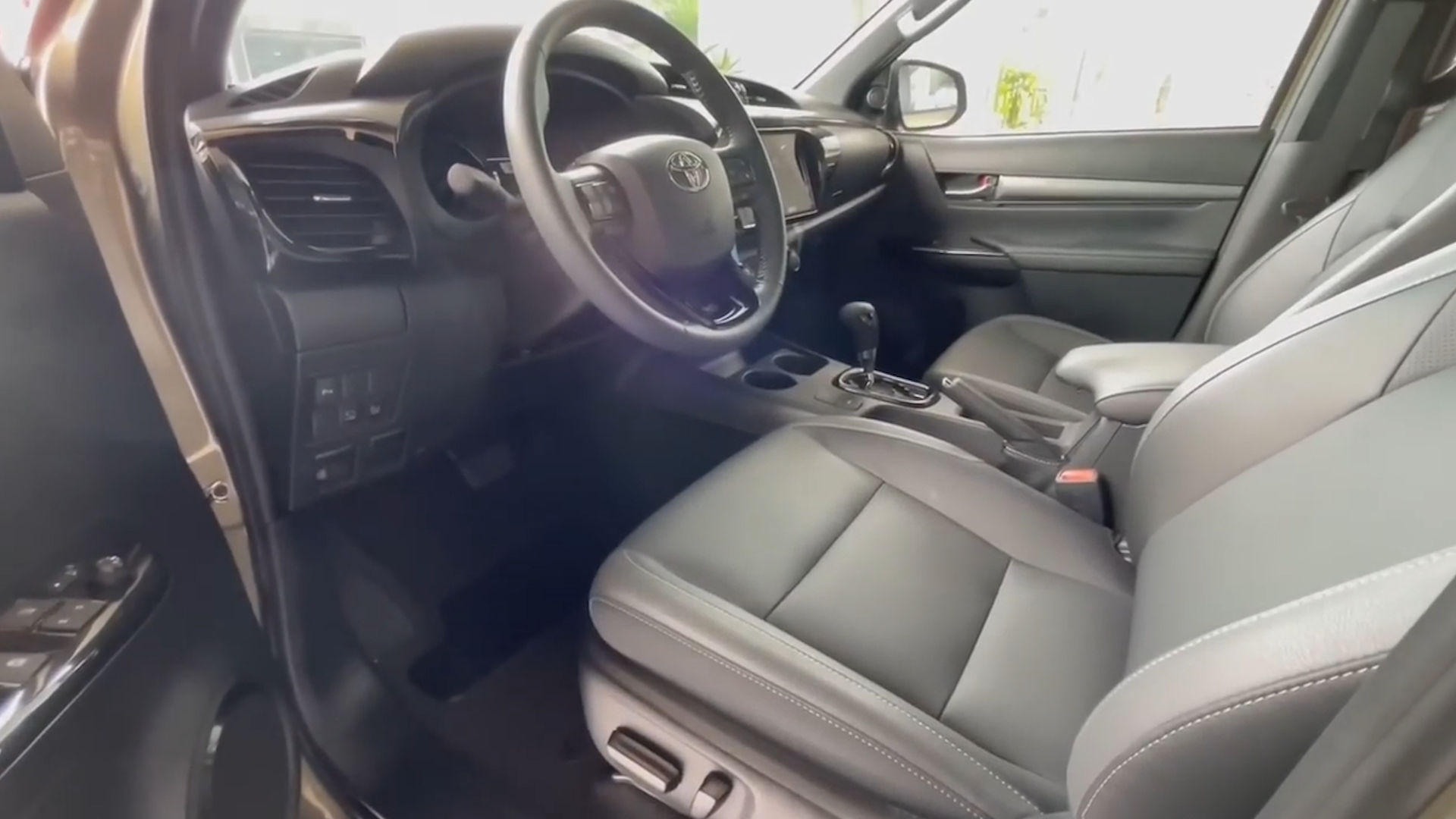 Used 2
                    TOYOTA
                     for Sale Image